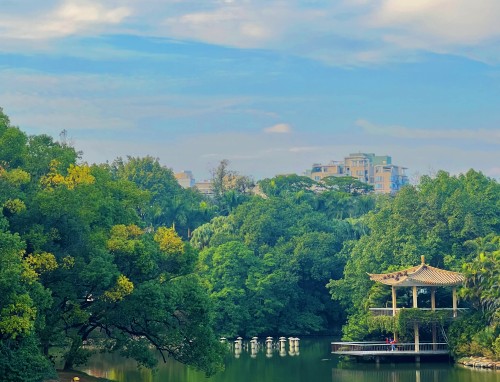 治愈干净的早安文案短句